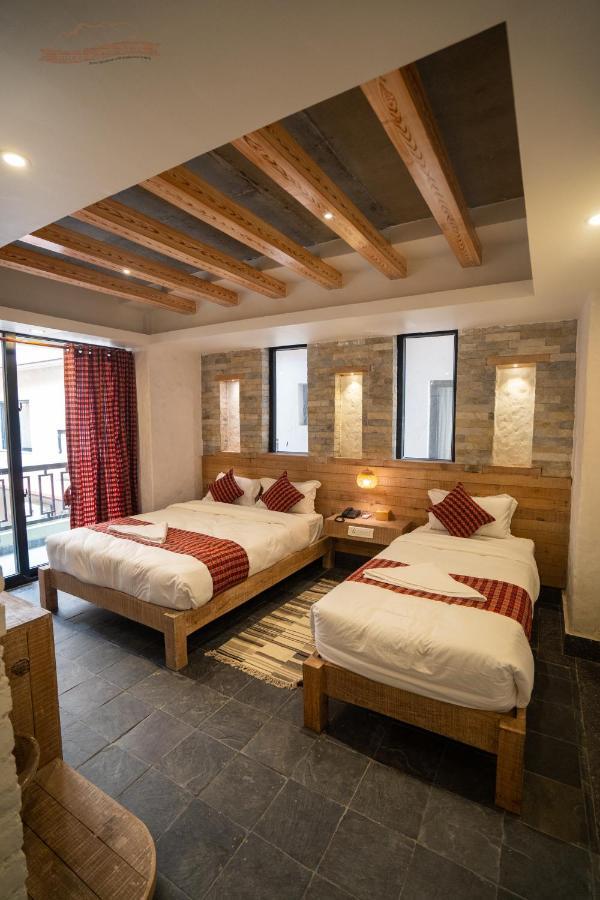 Hotel Mera Peak Private Limited Pokhara Esterno foto